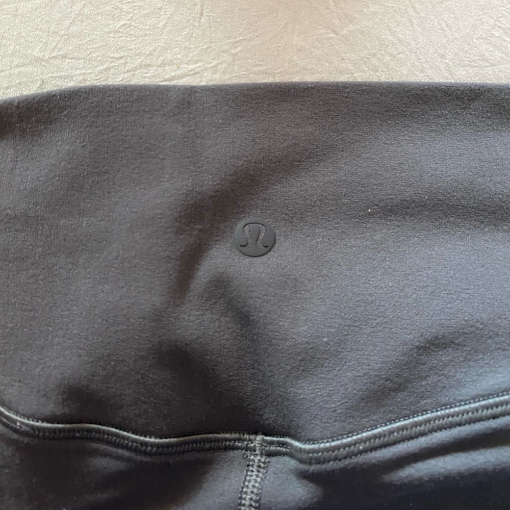 Long grey lululemon leggings - Picture 2 of 2